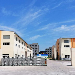 勇于在危機(jī)中育新機(jī)，在變局中開新局