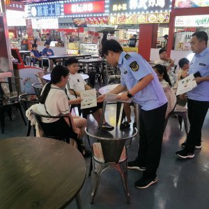 潁上縣市場(chǎng)監(jiān)督管理局開(kāi)展“餐餐光盤(pán) 拒絕‘?！纭蔽拿鞑妥佬麄骰顒?dòng)