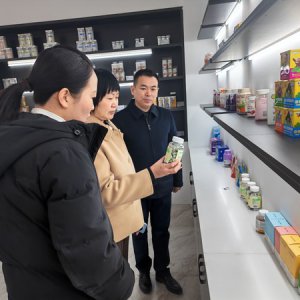 史莉赴潁東區(qū)開展三走進(jìn)、三融入活動(dòng)